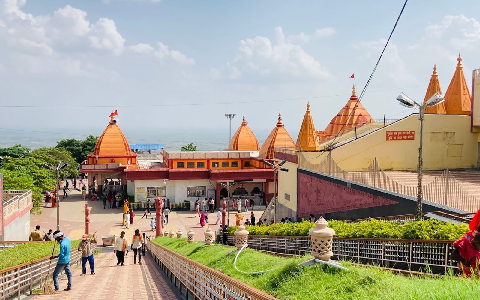 Yarana Tour And Travels